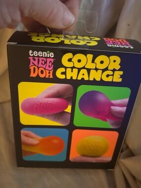 teenie NEE DOH Color Change Sensory Squish Toy - Pink & Purple